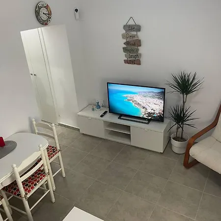 Holiday home Casa Blue *
